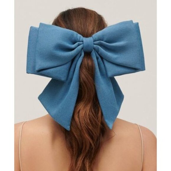OLA. Noeud Court bow in Denim Blue - Picture 2 of 4